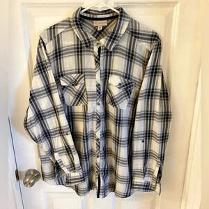 Dressbarn Size 2X Button Down